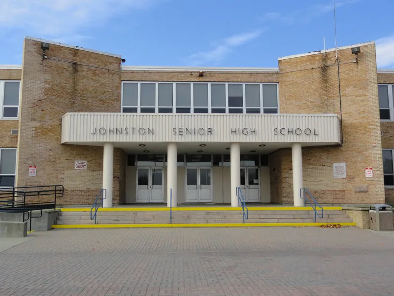 The front entrance of Johnston Senior High School